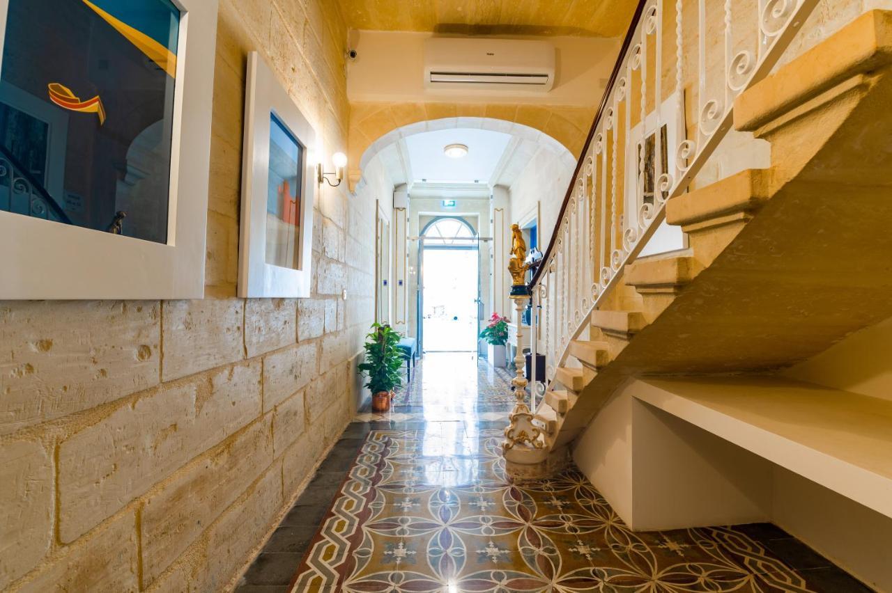 Hotel Monreal Boutique Townhouse - R024Rm3 Paola Zewnętrze zdjęcie